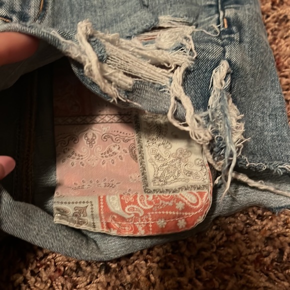 Good condition Jean shorts! - Picture 2 of 9